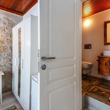 מלון דירות Imerek Tas Ev 3*