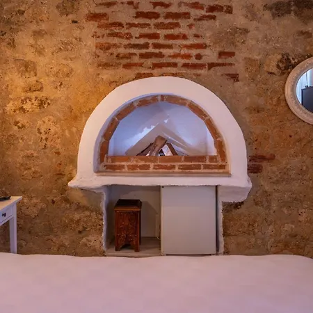 Imerek Tas Ev מלון דירות