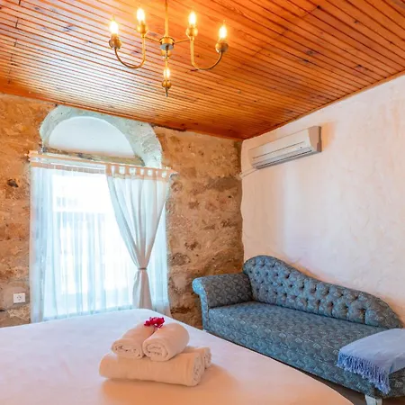 Imerek Tas Ev מלון דירות