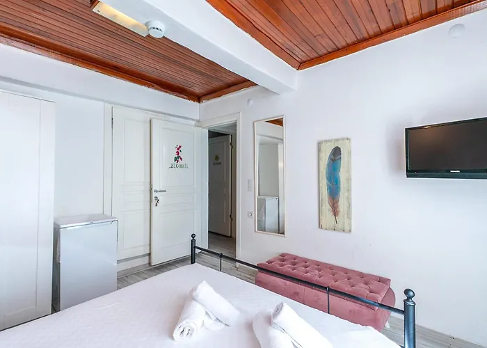 Apartahotel Imerek Tas Ev Alaçatı