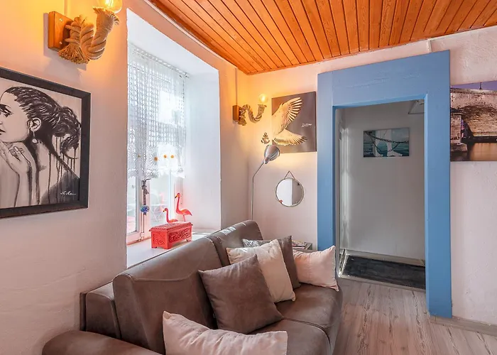Imerek Tas Ev Apartahotel Alaçatı