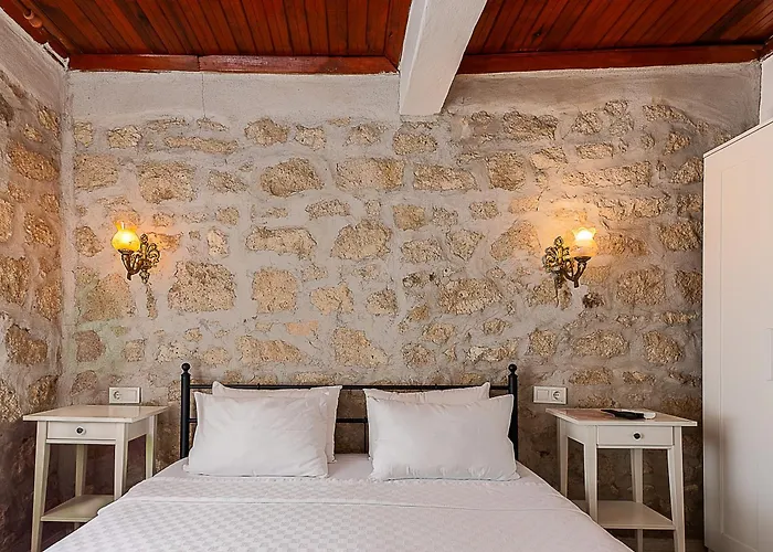 Imerek Tas Ev 3* Alacati