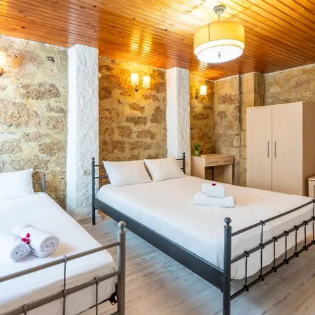 Imerek Tas Ev Aparthotel