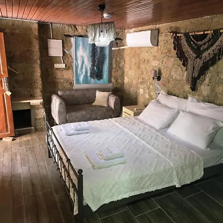 Imerek Tas Ev Lejlighedshotel Alaçatı