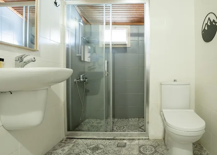 Imerek Tas Ev Alacati